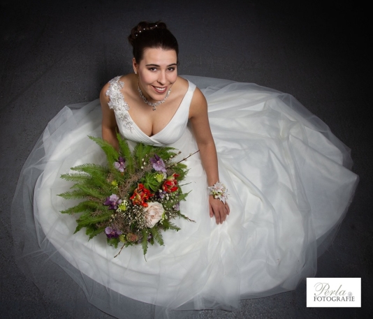 Katinka Jarabik Visagie make-up voor bruiloften en andere gelegenheden, kleur en stijl.