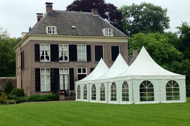 Tentenverhuur Benjamins persoonlijke aandacht, maatwerk en betrokkenheid voor elk evenement!