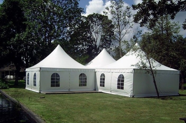 Tentenverhuur Benjamins persoonlijke aandacht, maatwerk en betrokkenheid voor elk evenement!