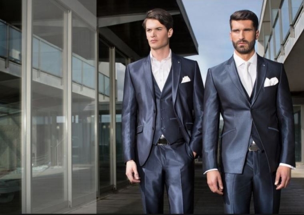 Black tie Gelegenheidskleding specialist in trouwpakken en bruidsjurken