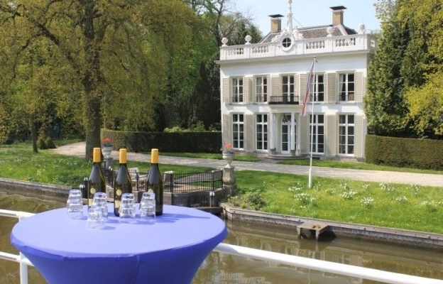 Boot10.nl Utrecht Utrecht - Maarssen - de Vecht en Loosdrecht
